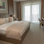 Heksapolis Hotel Tavsancil