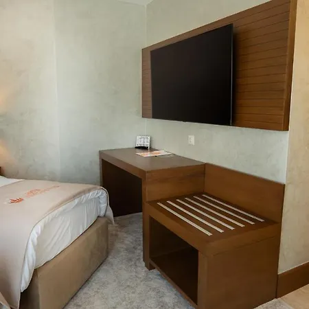 Heksapolis Hotel