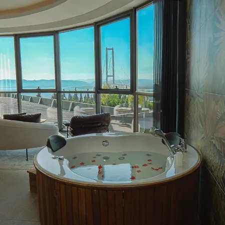 Heksapolis Hotel 5*
