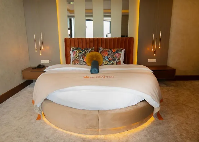 Heksapolis Hotel Tavsancil