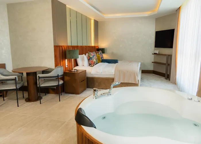 Heksapolis 5* Tavsancil